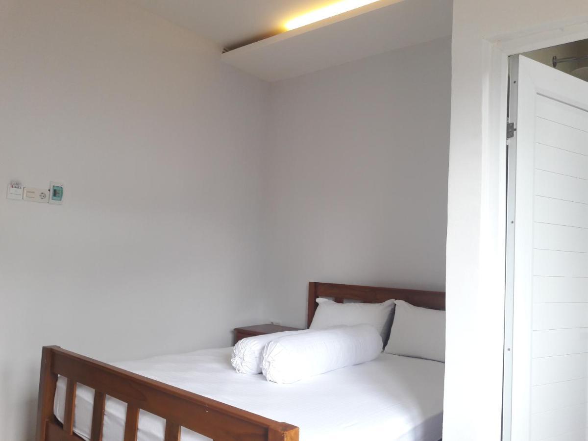 باليمبانغْ Azalia Residence المظهر الخارجي الصورة
