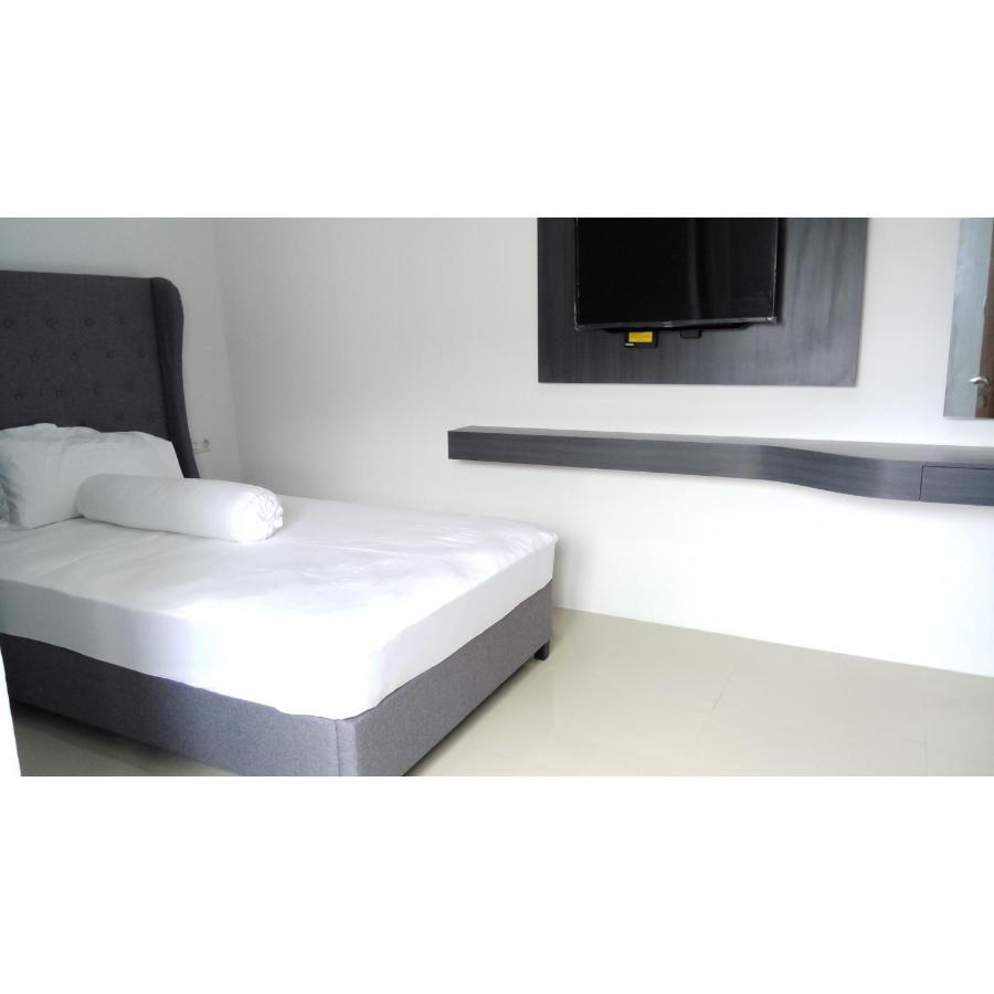 باليمبانغْ Azalia Residence المظهر الخارجي الصورة